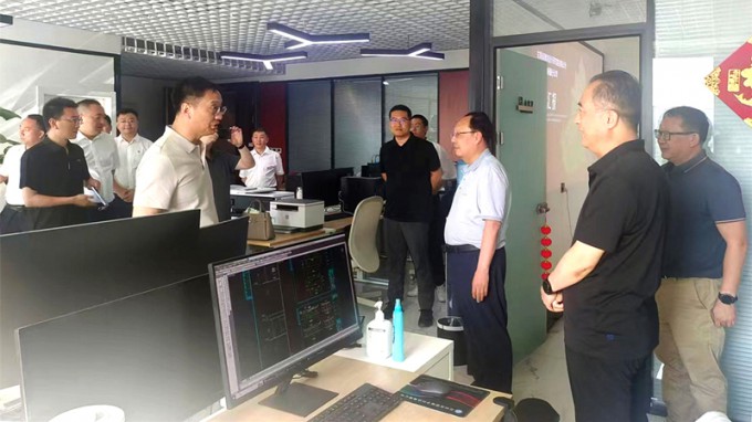 張佩峰一行調(diào)研省建筑設(shè)計(jì)院新疆分公司、省水電設(shè)計(jì)院新疆分公司