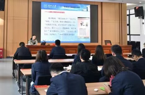 傳承中華優(yōu)秀美德 奮力譜寫時(shí)代華章建筑設(shè)計(jì)院開展“家風(fēng)、家訓(xùn)”道德講堂活動(dòng)