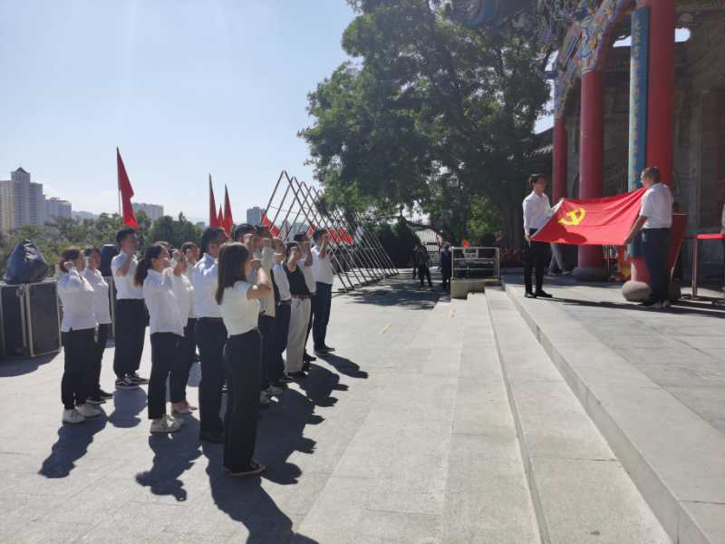 集團(tuán)機(jī)關(guān)第二黨支部與土木院第一黨支部開(kāi)展<br/>“重溫光輝歷程，傳承紅色基因”主題黨日暨結(jié)對(duì)共建活動(dòng)